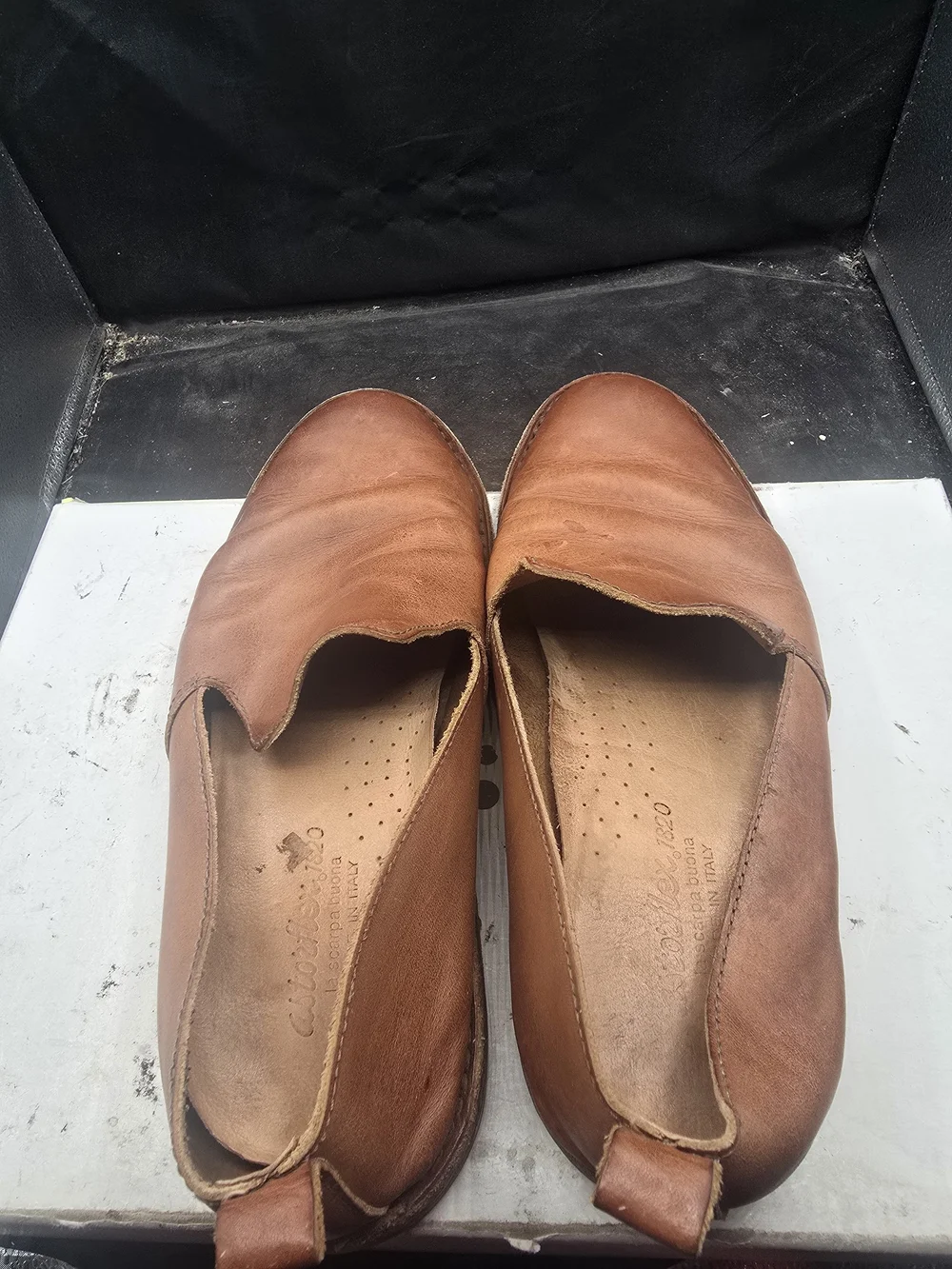 Vera Pelle Cognac Brown Leather Slip-On Loafers‎